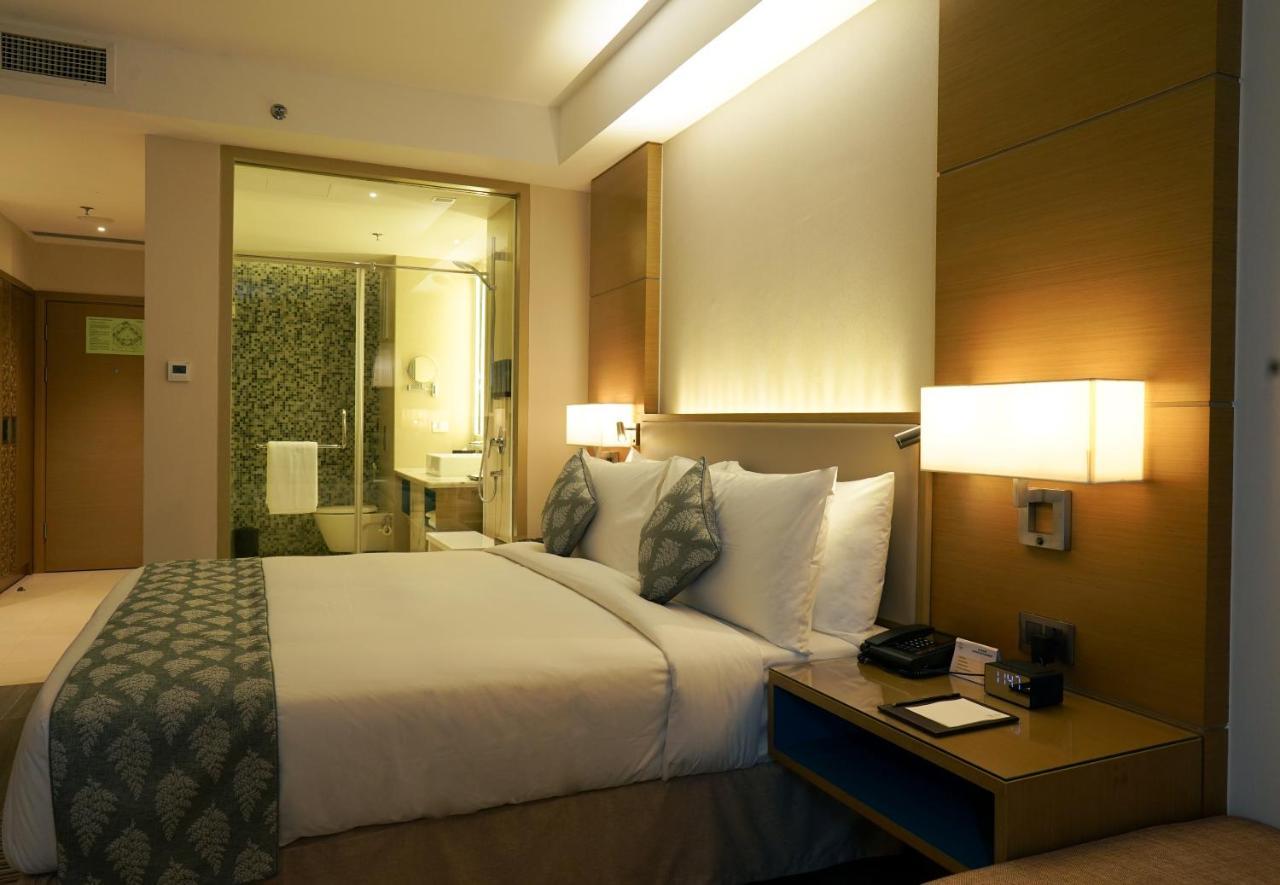 Gokulam Grand Trivandrum Тривандрум Экстерьер фото