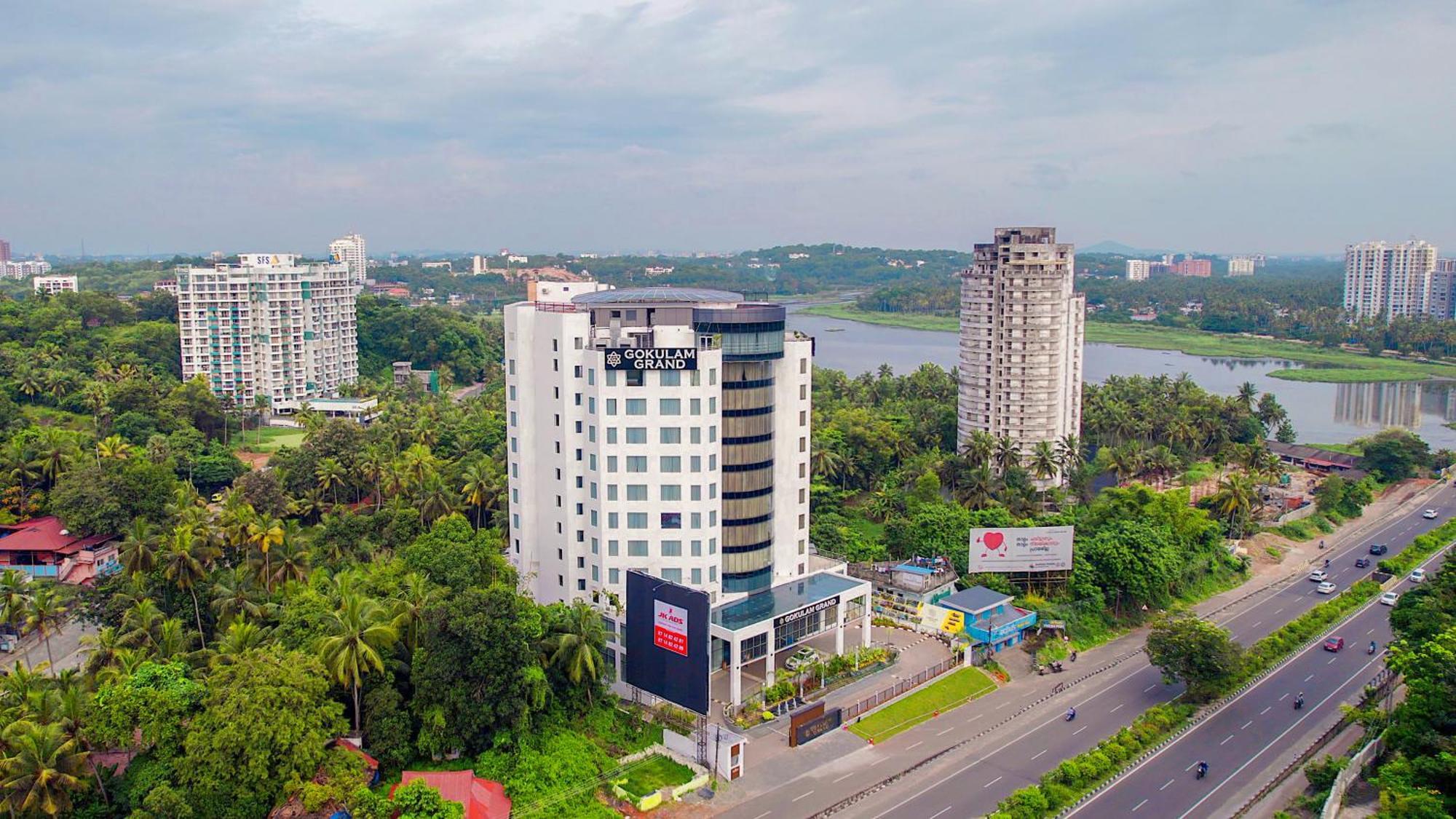 Gokulam Grand Trivandrum Тривандрум Экстерьер фото